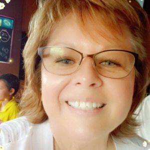 Meet your Posher, Sharon